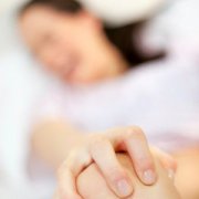 孕妇患有子宫肌瘤能顺产吗?